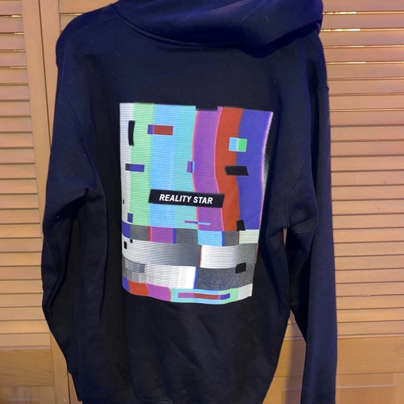 Tana Mongeau HOODIE
REALITY STAR - Picture 3 of 4